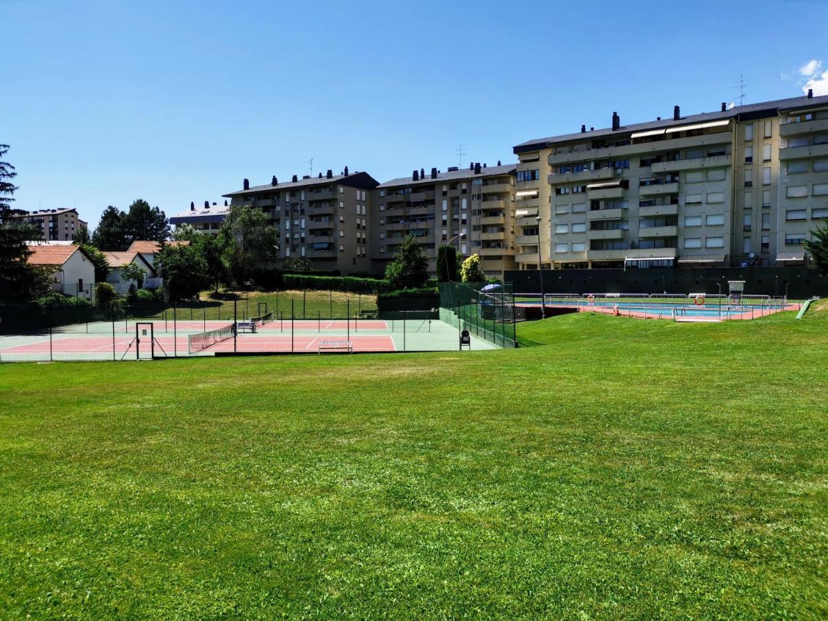 Oroel Jaca Exterior foto